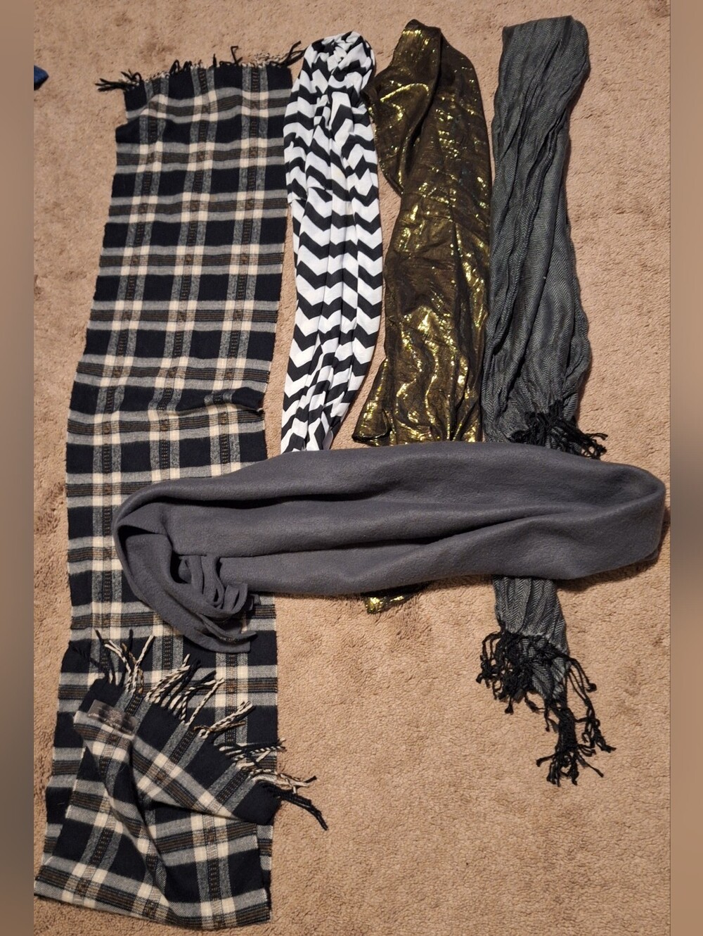 D&Y Plaid Scarf Set in Black, Cream & Brown Tones